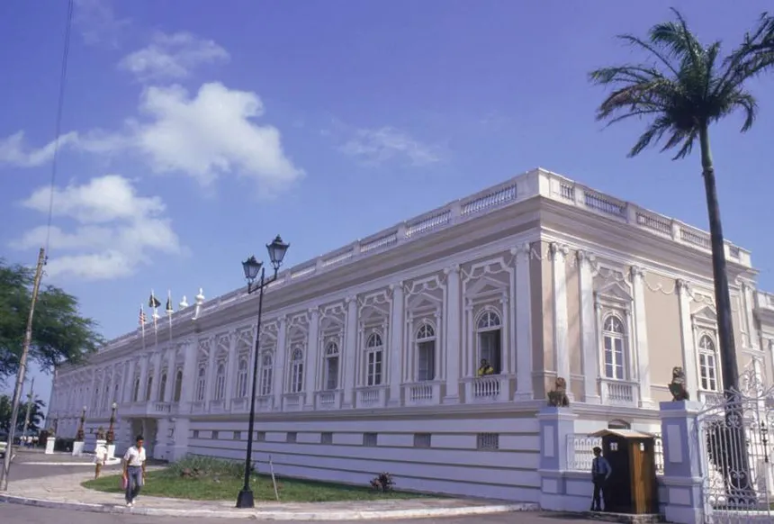 imagem do palacio do leoes